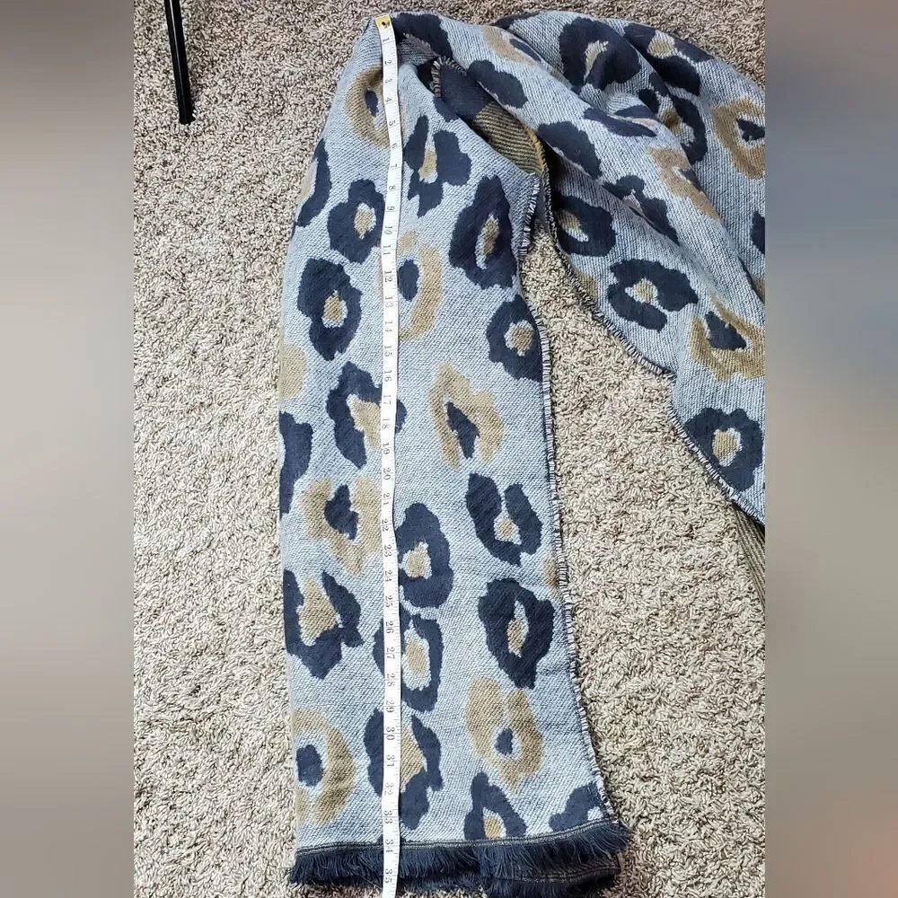 NWT Express Gray & Sienna Brown Blanket Scarf